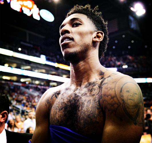 苏媒：泰州一所中学将“苏超”解说金句设为了课间铃声（苏媒报道：泰州一中学把“苏超”解说金句用作课间铃声）