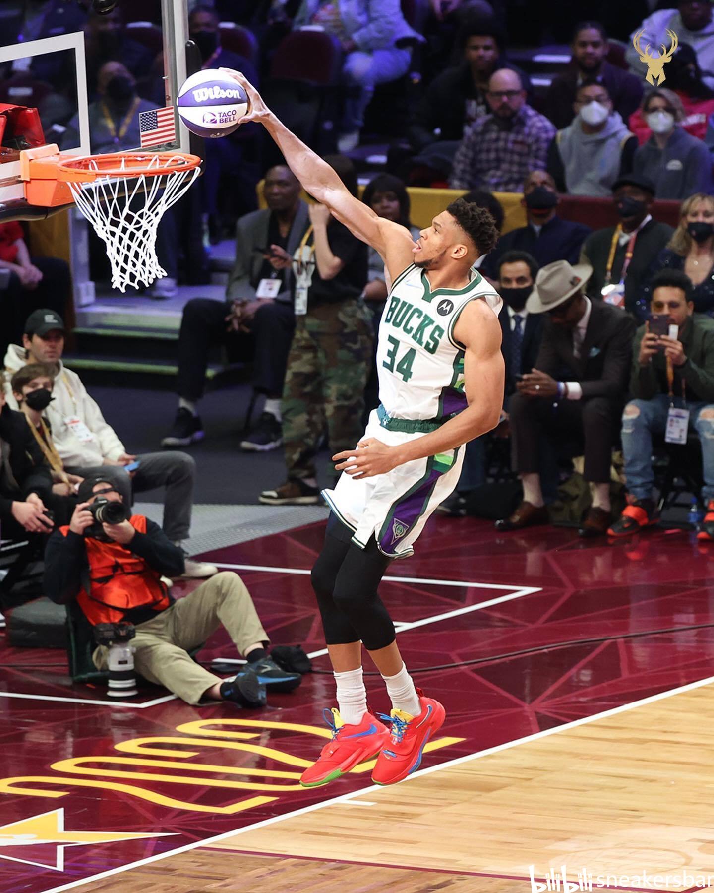 国米vs利物浦：萨拉赫缺阵，劳塔罗、阿坎吉、伊萨克首发（国米对阵利物浦：萨拉赫缺席，劳塔罗、阿坎吉、伊萨克先发）