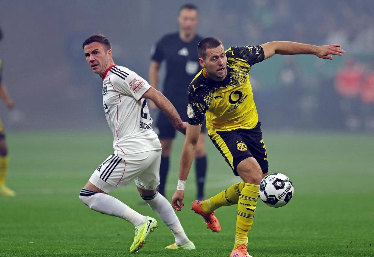 米体：虽然DV9经历肌肉疲劳，但斯帅仍会让他首发踢佛罗伦萨（米体：DV9出现肌肉疲劳，斯帅仍将安排其对阵佛罗伦萨首发）