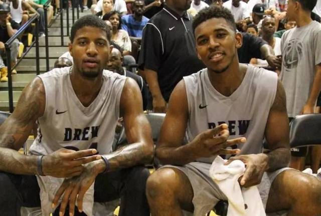 队报：西班牙国家队与巴萨之间关系因亚马尔伤病问题变得紧张（队报：亚马尔伤病风波令西班牙队与巴萨关系趋紧）