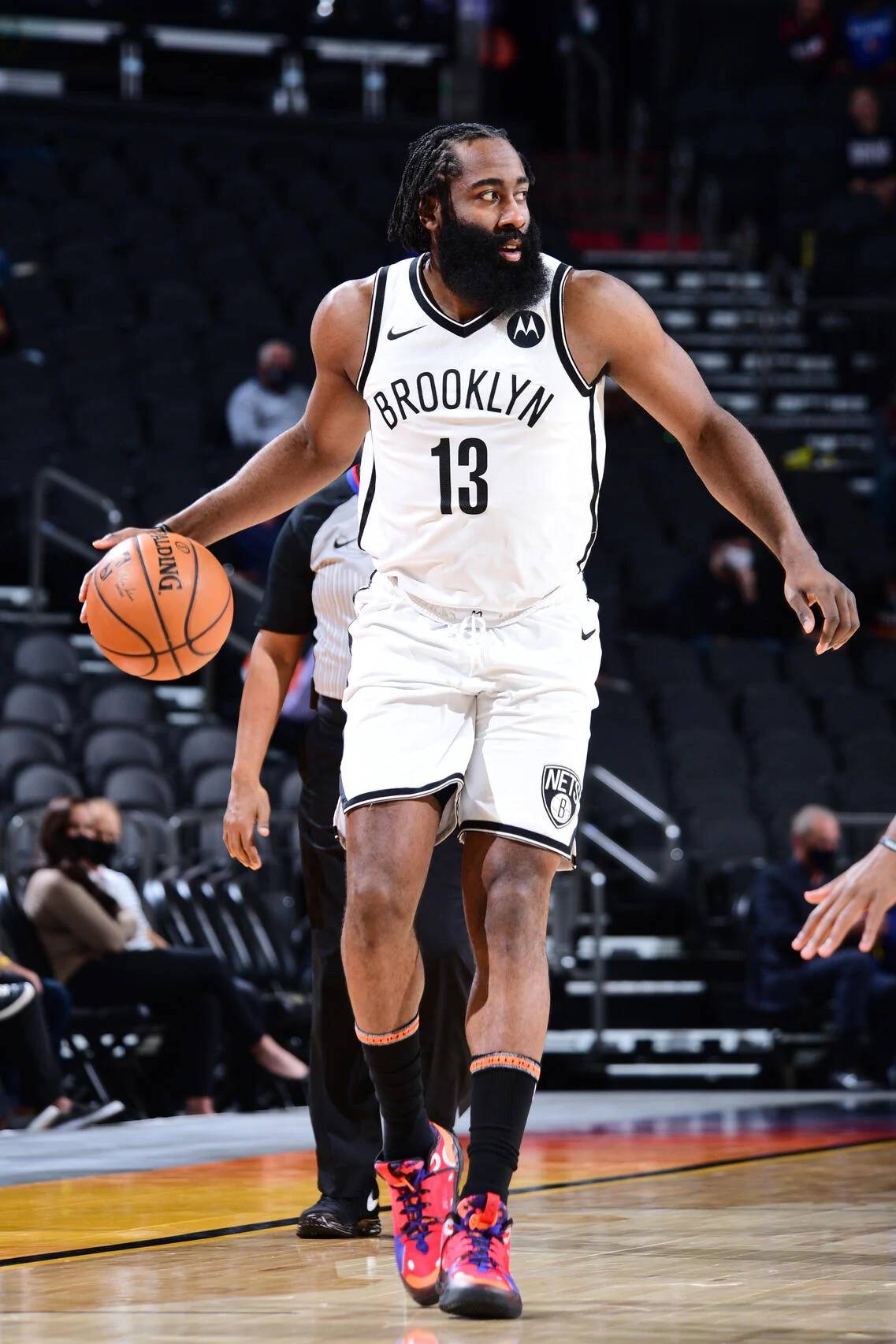 鲁媒：限制投入更需加快造血，中国职业足球生存困境并未解决（鲁媒：限投之外更应加快自我造血，中国职业足球的生存困局仍未化解）