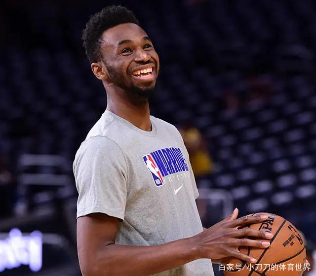 门将多次神扑 成为最大功臣（门将神扑连连 成为制胜关键）