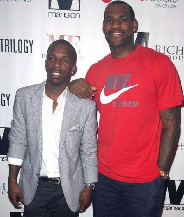 为何换下伊尔迪兹？斯帕莱蒂：奥蓬达身价可是有四、五千万欧（斯帕莱蒂解释换下伊尔迪兹：奥蓬达身价达四五千万欧）