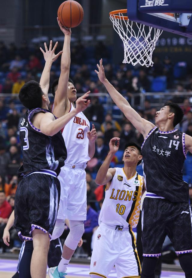 米兰跟迈尼昂续约已达成口头协议，续约2年加一年选择权（米兰与迈尼昂口头达成续约：2年合同，另含1年选项）