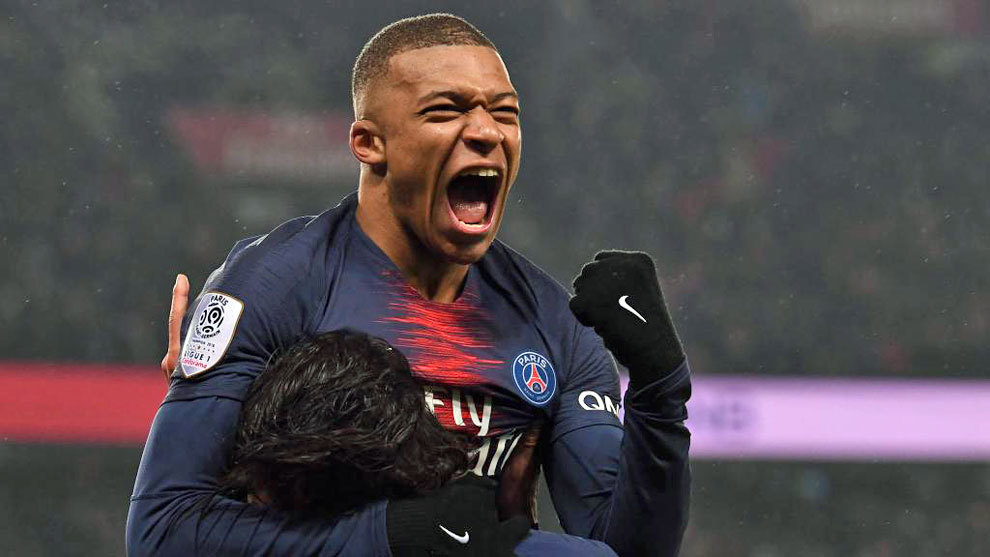 英媒盘点与主帅闹僵球员结局：小贝基恩C罗离队，希勒遭弃用（英媒梳理与主帅闹僵球员结局：贝克汉姆、基恩与C罗离队，希勒遭雪藏）